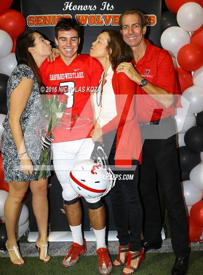 Thumbnail 3 in Harvard-Westlake vs. St. Francis photogallery.