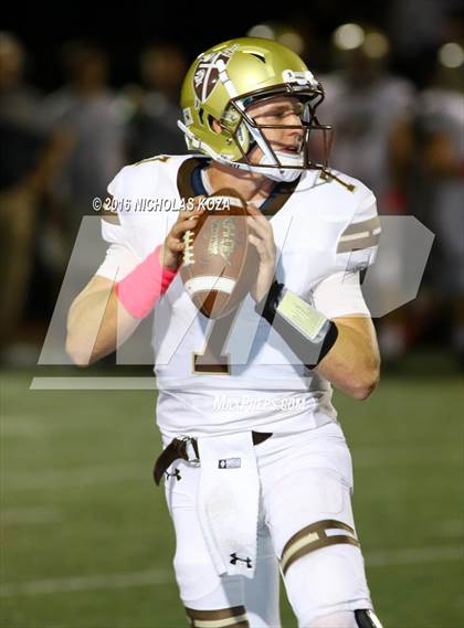 Thumbnail 1 in Harvard-Westlake vs. St. Francis photogallery.
