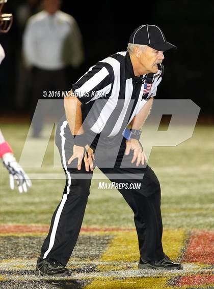 Thumbnail 1 in Harvard-Westlake vs. St. Francis photogallery.