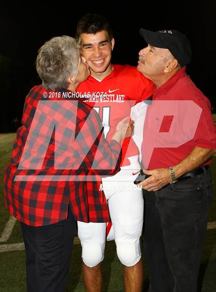 Thumbnail 1 in Harvard-Westlake vs. St. Francis photogallery.
