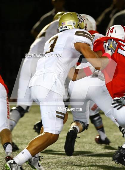 Thumbnail 2 in Harvard-Westlake vs. St. Francis photogallery.