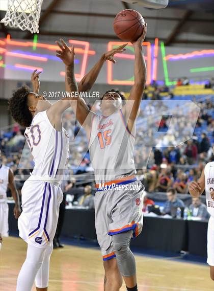 Thumbnail 2 in Garfield vs. Rainier Beach (WIAA 3A Quarterfinal)  photogallery.