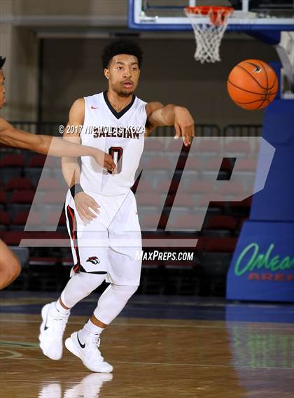 Thumbnail 2 in Morgan Park vs. Salesian College Preparatory (Tarkanian Classic) photogallery.