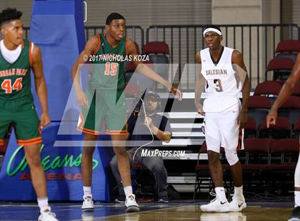 Thumbnail 3 in Morgan Park vs. Salesian College Preparatory (Tarkanian Classic) photogallery.