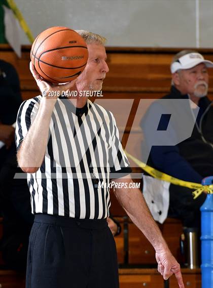 Thumbnail 1 in Mark Keppel vs. Lincoln (St. Mary's Stockton MLK Showcase) photogallery.