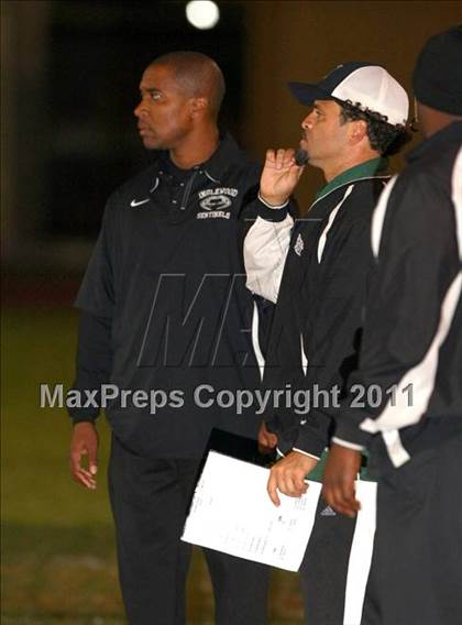 Thumbnail 2 in Hawthorne vs. Inglewood photogallery.
