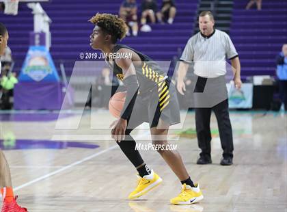 Thumbnail 3 in Whitney Young vs Scotlandville (City of Palms Classic) photogallery.