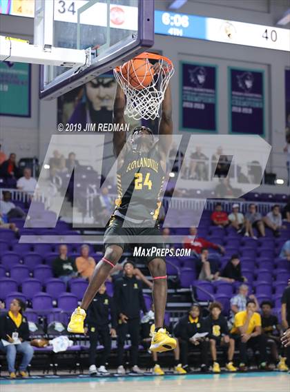 Thumbnail 3 in Whitney Young vs Scotlandville (City of Palms Classic) photogallery.