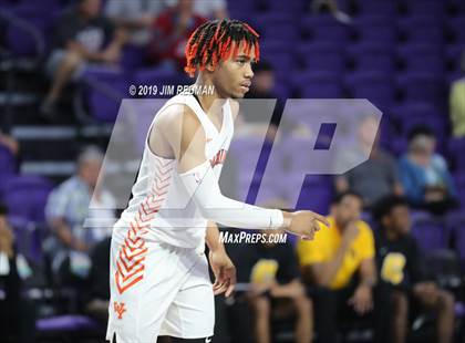 Thumbnail 2 in Whitney Young vs Scotlandville (City of Palms Classic) photogallery.