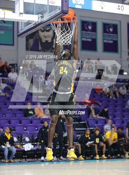 Thumbnail 2 in Whitney Young vs Scotlandville (City of Palms Classic) photogallery.