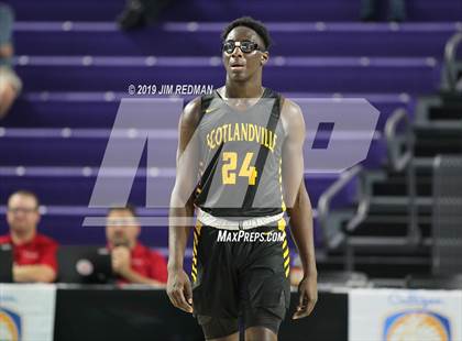 Thumbnail 3 in Whitney Young vs Scotlandville (City of Palms Classic) photogallery.