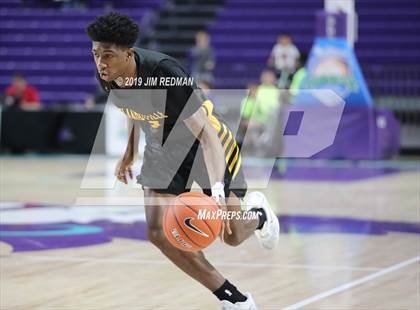 Thumbnail 3 in Whitney Young vs Scotlandville (City of Palms Classic) photogallery.