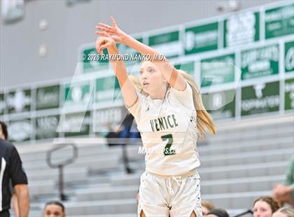 Thumbnail 2 in Lehigh @ Venice photogallery.