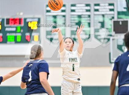 Thumbnail 3 in Lehigh @ Venice photogallery.