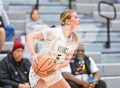 Thumbnail 3 in Lehigh @ Venice photogallery.