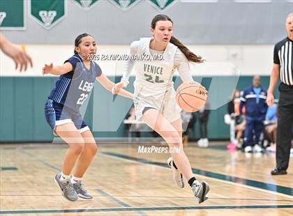 Thumbnail 2 in Lehigh @ Venice photogallery.