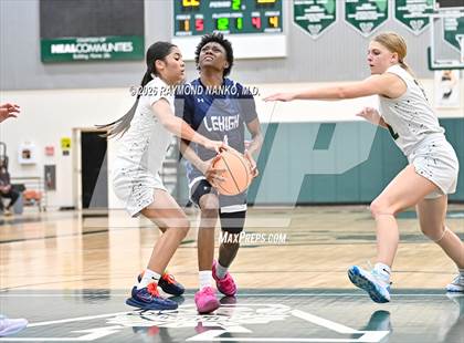 Thumbnail 1 in Lehigh @ Venice photogallery.