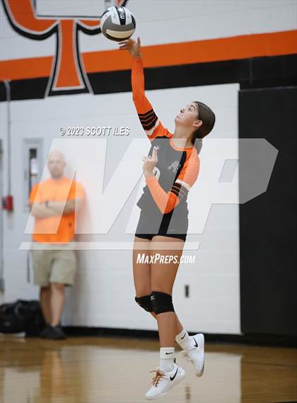 Thumbnail 2 in Fairfield Union @ Amanda-Clearcreek photogallery.