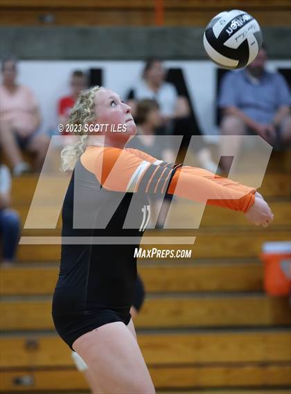 Thumbnail 1 in Fairfield Union @ Amanda-Clearcreek photogallery.