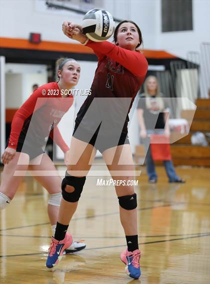 Thumbnail 3 in Fairfield Union @ Amanda-Clearcreek photogallery.