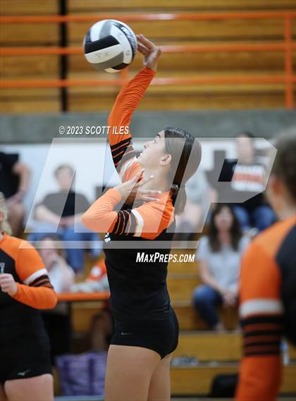 Thumbnail 2 in Fairfield Union @ Amanda-Clearcreek photogallery.