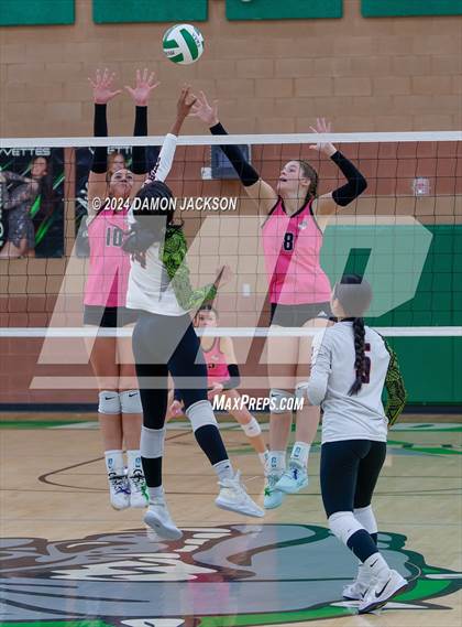 Thumbnail 3 in Sports Leadership & Management vs Virgin Valley (Quarterfinals 3A South) photogallery.