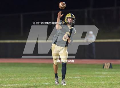 Thumbnail 3 in Manalapan vs Southern Regional photogallery.