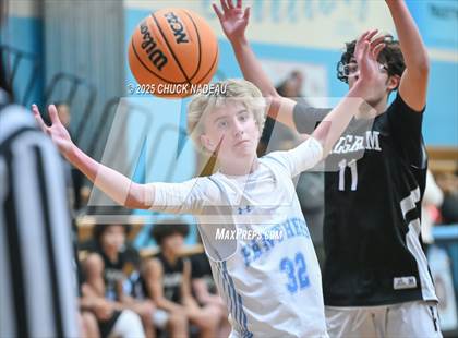 Thumbnail 3 in FR: Pilgrim @ Johnston photogallery.