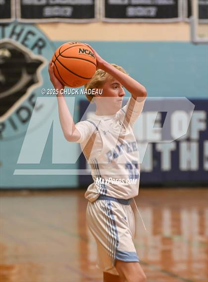 Thumbnail 3 in FR: Pilgrim @ Johnston photogallery.