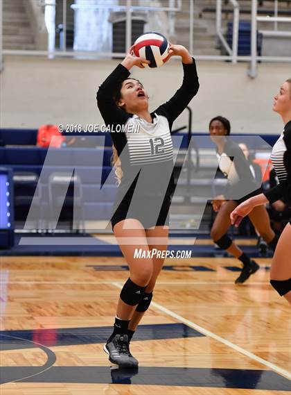 Thumbnail 2 in Madison vs Steele (NISD Volleyball Tournament) photogallery.