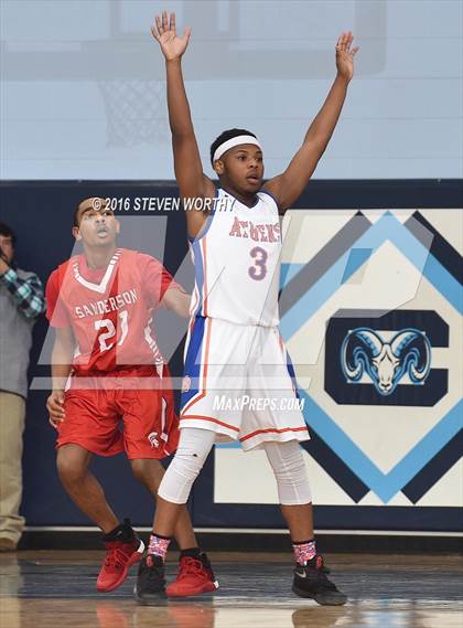 Thumbnail 1 in Athens Drive vs. Sanderson (Bojangles Cleveland Classic Finals) photogallery.