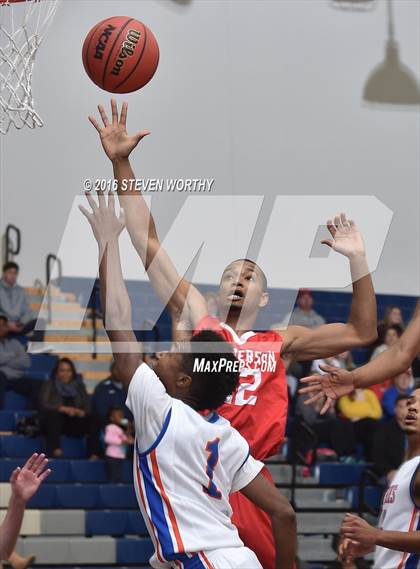 Thumbnail 3 in Athens Drive vs. Sanderson (Bojangles Cleveland Classic Finals) photogallery.