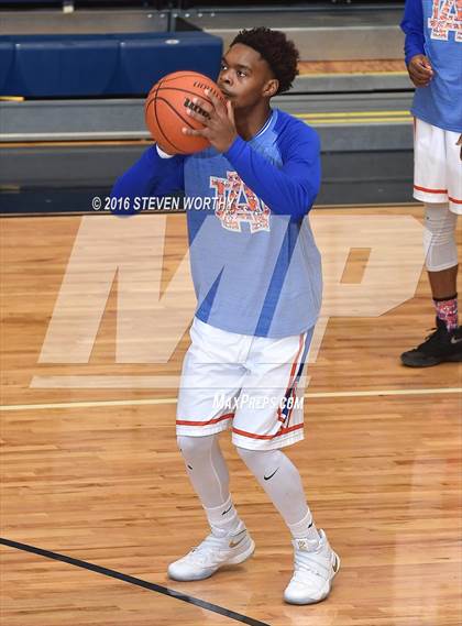 Thumbnail 3 in Athens Drive vs. Sanderson (Bojangles Cleveland Classic Finals) photogallery.
