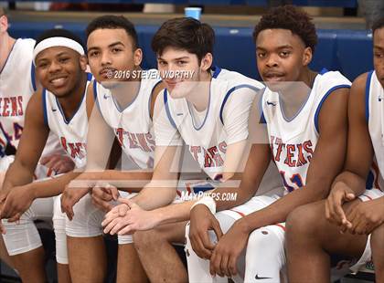 Thumbnail 1 in Athens Drive vs. Sanderson (Bojangles Cleveland Classic Finals) photogallery.