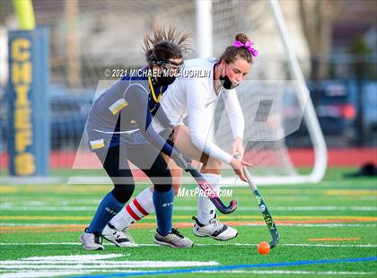 Thumbnail 3 in Massapequa vs Garden City (Section VIII Class A Final) photogallery.