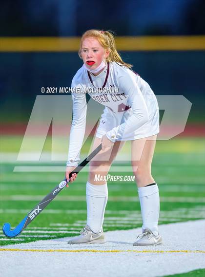 Thumbnail 1 in Massapequa vs Garden City (Section VIII Class A Final) photogallery.