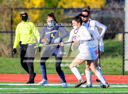 Thumbnail 2 in Massapequa vs Garden City (Section VIII Class A Final) photogallery.