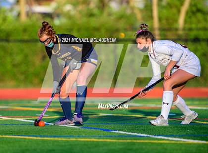 Thumbnail 3 in Massapequa vs Garden City (Section VIII Class A Final) photogallery.