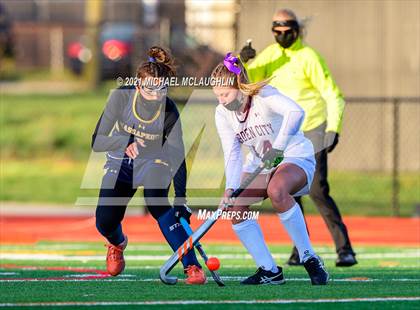 Thumbnail 1 in Massapequa vs Garden City (Section VIII Class A Final) photogallery.