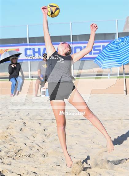 Thumbnail 2 in  Northwest Christian vs. Salpointe Catholic (AIA DII Pairs Round 1 Playoff) photogallery.