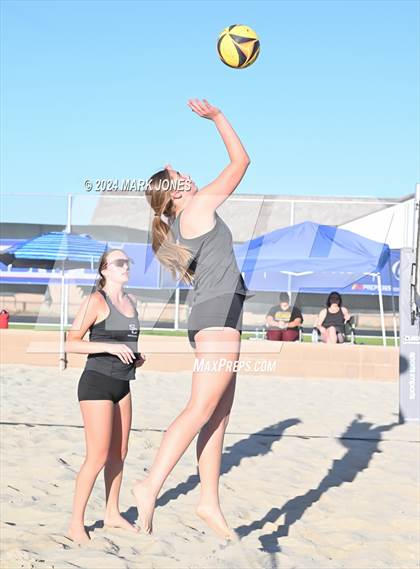 Thumbnail 3 in  Northwest Christian vs. Salpointe Catholic (AIA DII Pairs Round 1 Playoff) photogallery.