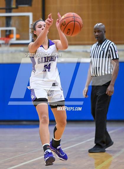 Thumbnail 1 in Meadowdale vs Garfield (Opening Round) photogallery.