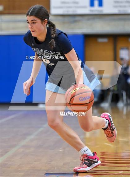 Thumbnail 1 in Meadowdale vs Garfield (Opening Round) photogallery.