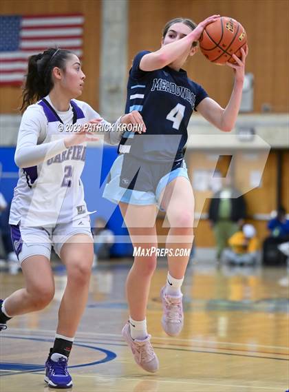 Thumbnail 3 in Meadowdale vs Garfield (Opening Round) photogallery.