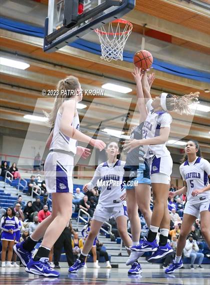 Thumbnail 3 in Meadowdale vs Garfield (Opening Round) photogallery.