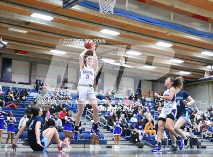 Thumbnail 1 in Meadowdale vs Garfield (Opening Round) photogallery.