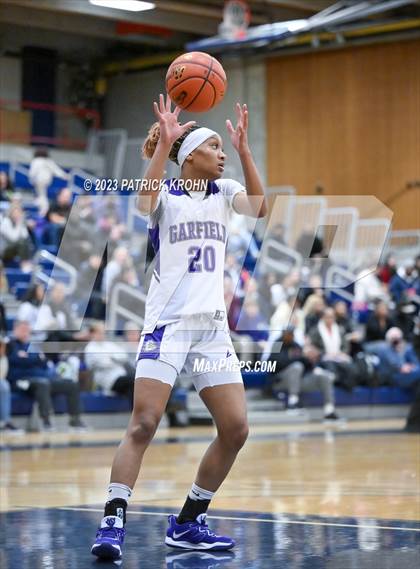 Thumbnail 2 in Meadowdale vs Garfield (Opening Round) photogallery.