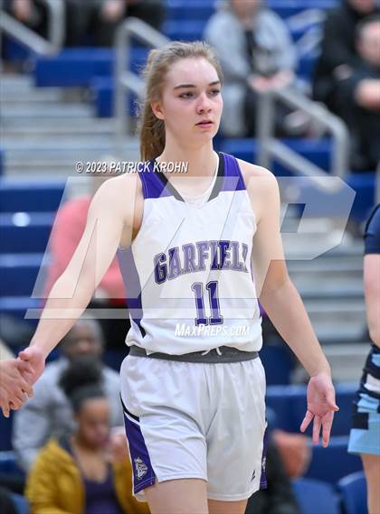 Thumbnail 3 in Meadowdale vs Garfield (Opening Round) photogallery.