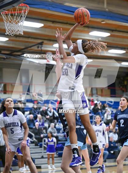 Thumbnail 1 in Meadowdale vs Garfield (Opening Round) photogallery.