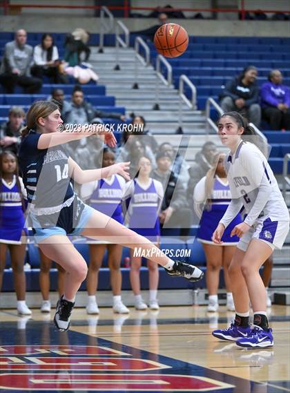 Thumbnail 3 in Meadowdale vs Garfield (Opening Round) photogallery.